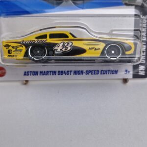 #hotwheels #lacrado #colecionavel #hwdreamgarage #aston #miniaturas #garagem64