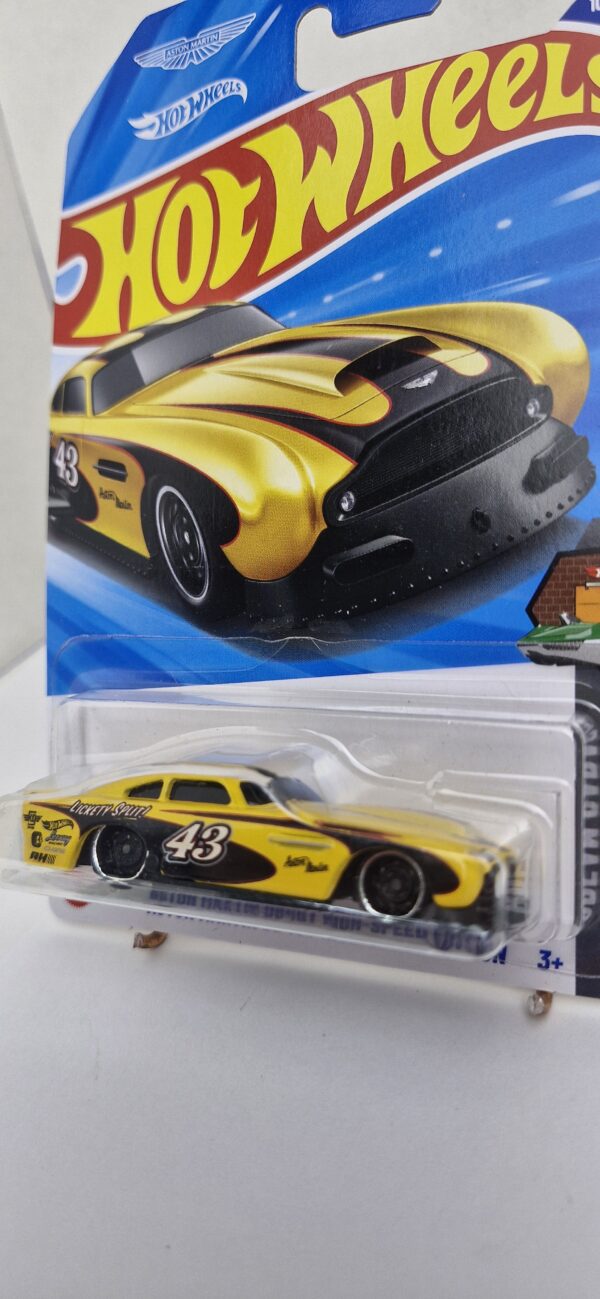 #hotwheels #lacrado #colecionavel #hwdreamgarage #aston #miniaturas #garagem64