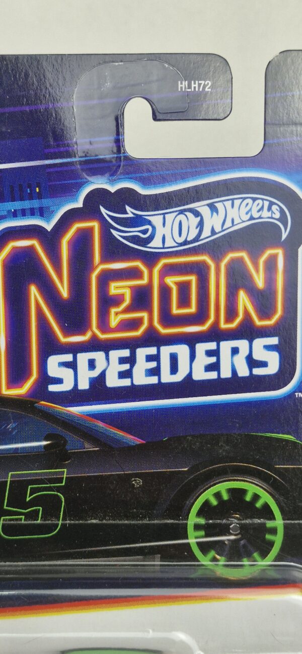 #hotwheels #challenger #hellcat #neonspeeders #lacrado #164 #garagem64