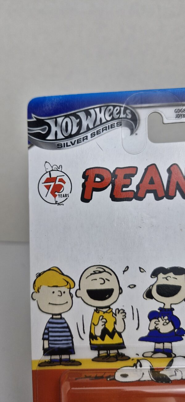 #hotwheels #peanuts #bullygoat #popculture #lacrado #164 #garagem64