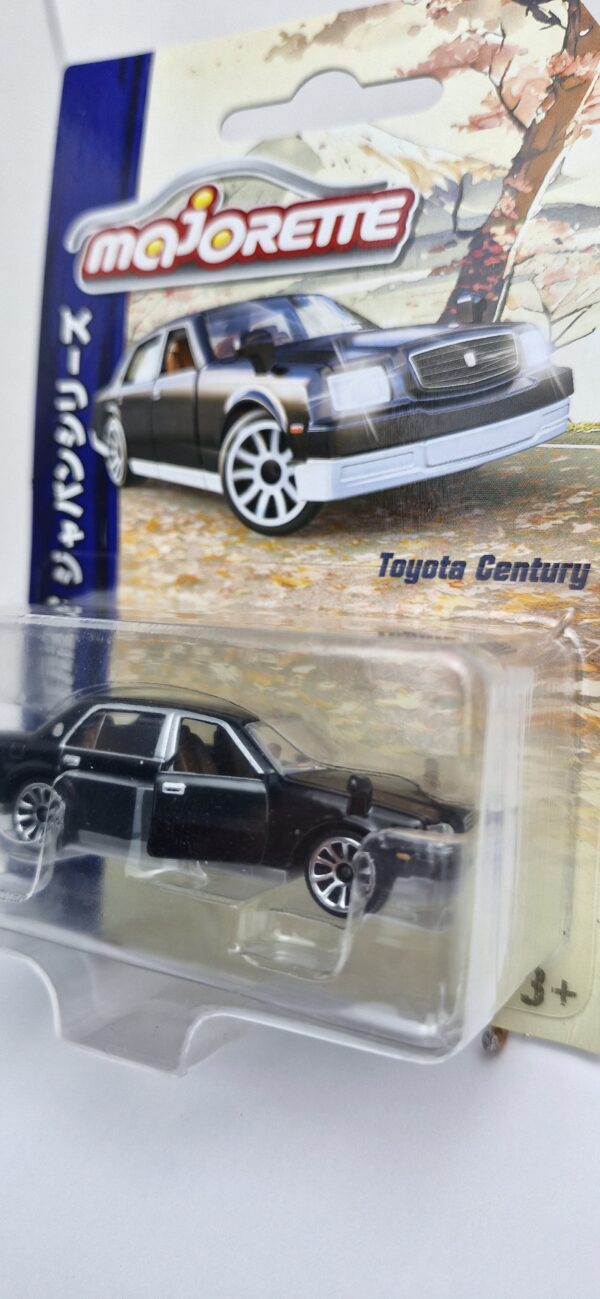 #ToyotaCentury #Majorette #JapanSeries #MiniaturasColecionáveis #Diecast #ColeçãoJaponesa #Garagem64 #ToyotaMiniatura #CarrosJaponeses #DiecastCollectors