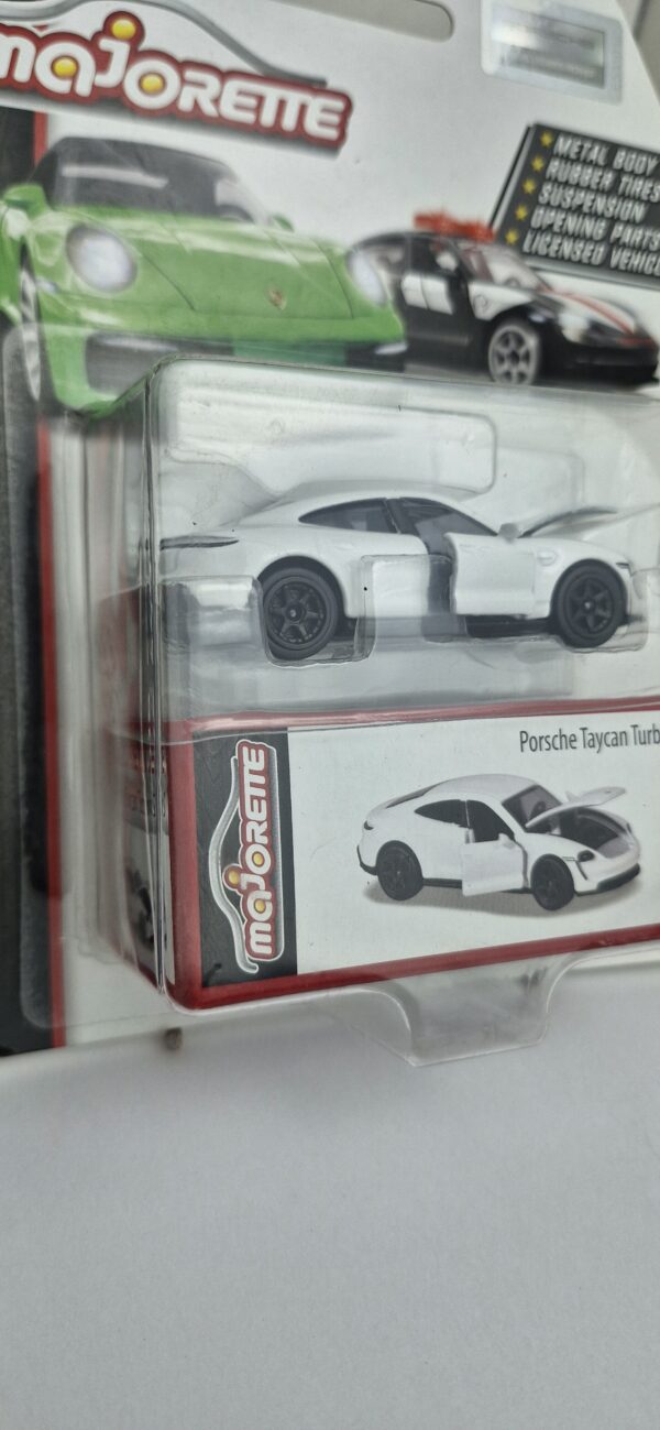 #majorette #porsche #taycan #porscheedition #colecionador #164 #garagem64