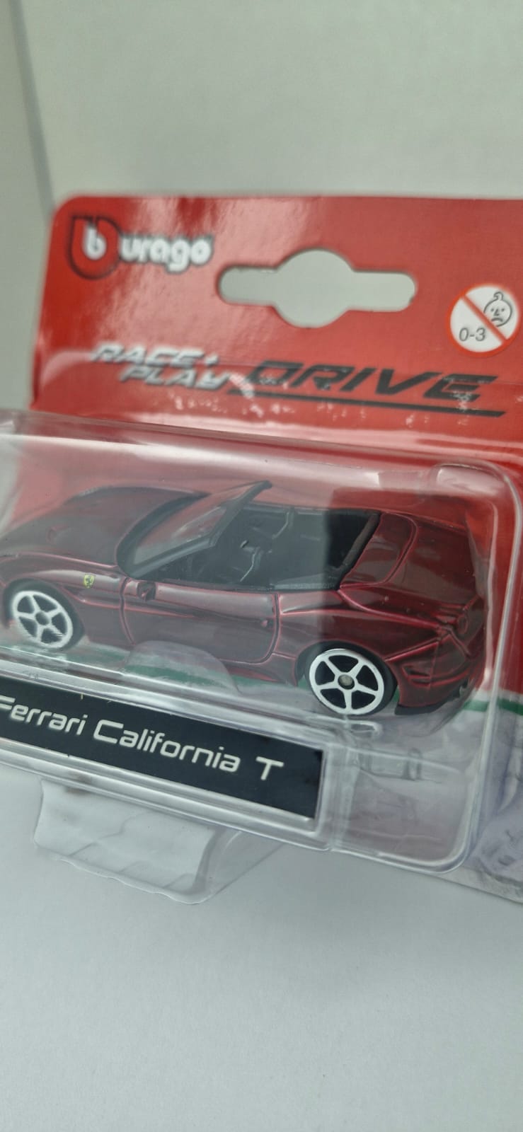 #ferrari #bburago #californiaT #colecionador #164 #garagem64